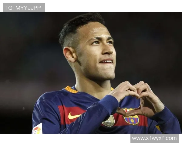 刚退役足球巨星的精彩人生转折与未来发展路径分析