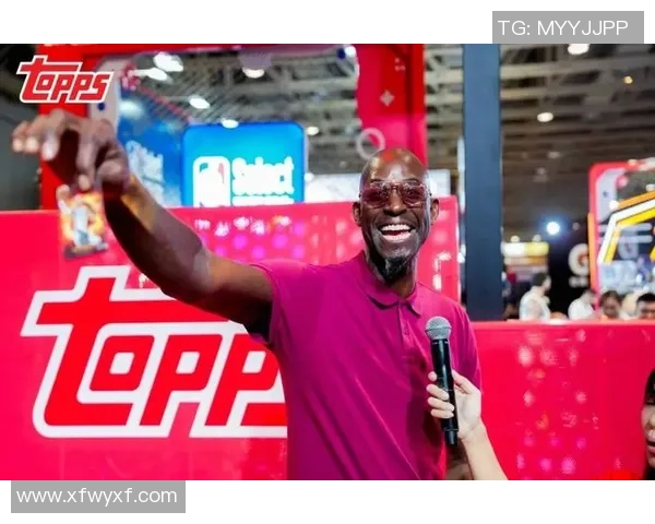 Topp足球卡收藏热潮兴起 球迷热衷追逐稀有球星卡片 Topp足球卡收藏热潮兴起 球迷热衷追逐稀有球星卡片